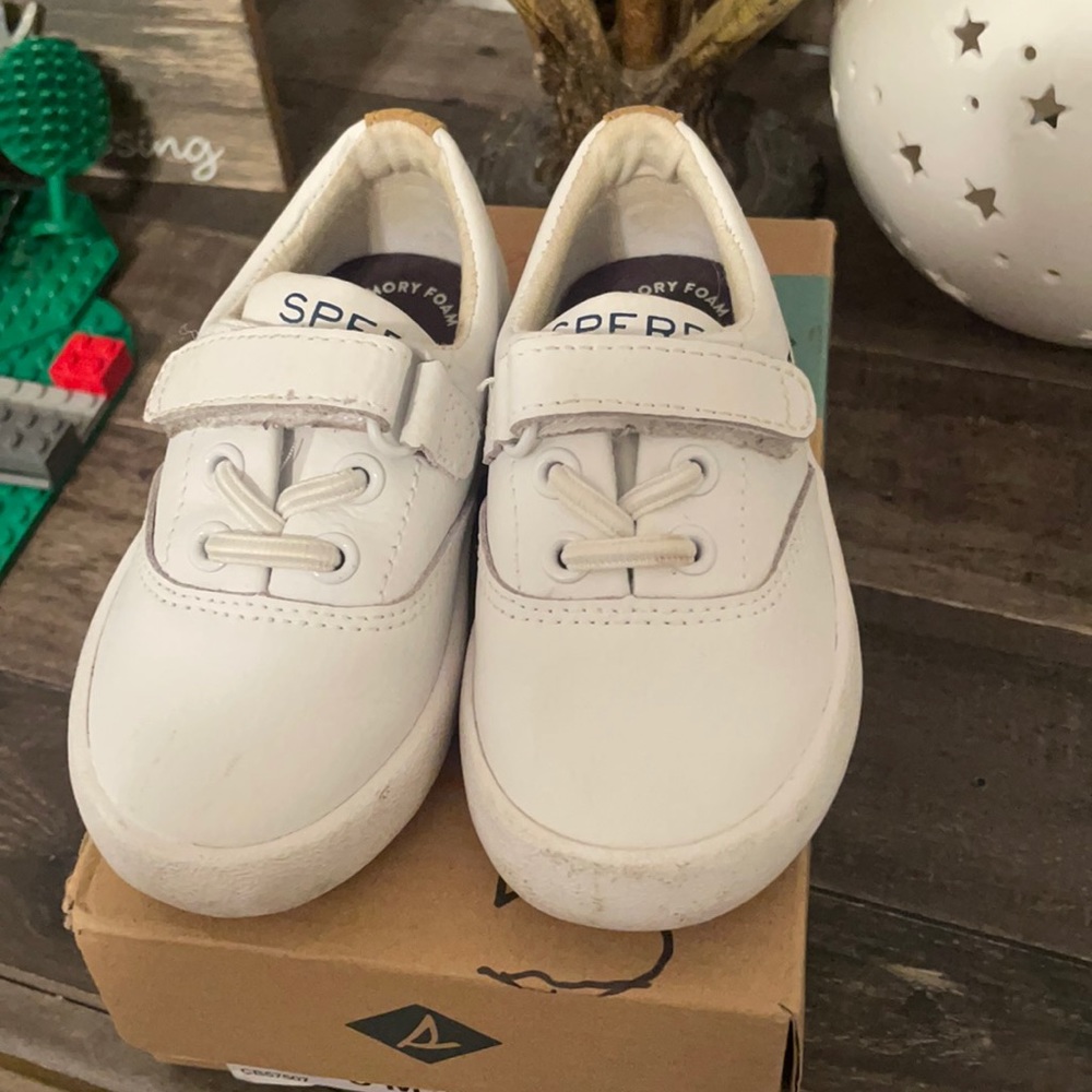 Toddler Sperry’s